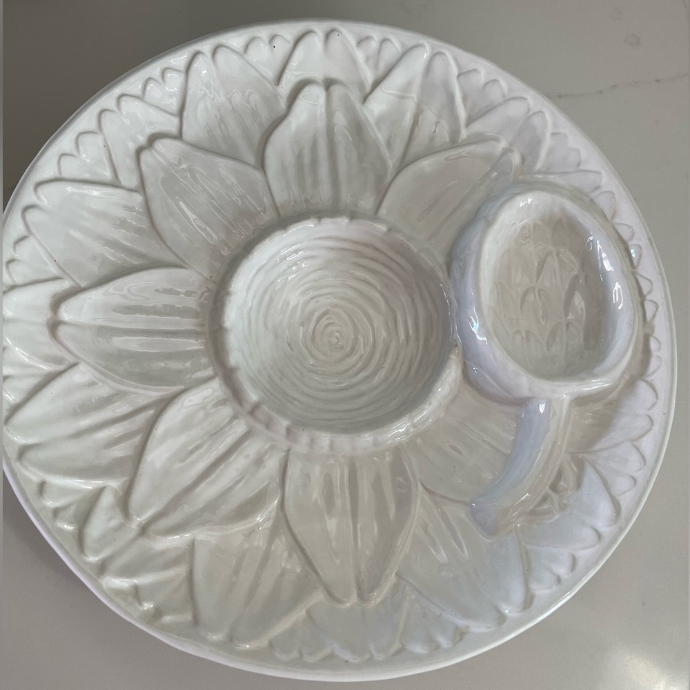Vintage White Artichoke Plate - Portuguese Majolica Leaf Dish